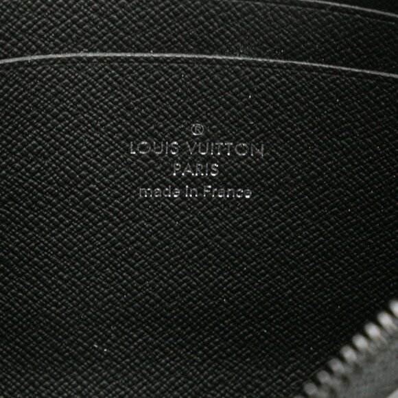 LOUIS VUITTON Brown Monogram Leather Clutch Bag - Picture 9 of 10